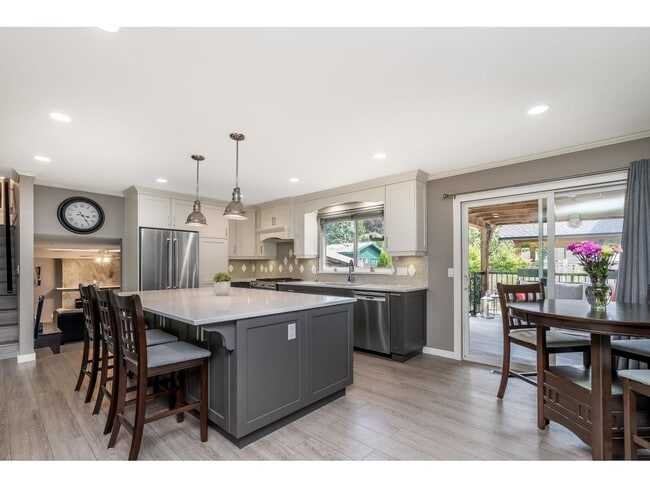 Building Photo - 19934-1945A 45a Ave