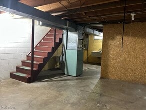 Building Photo - 3601 Beaumont Dr
