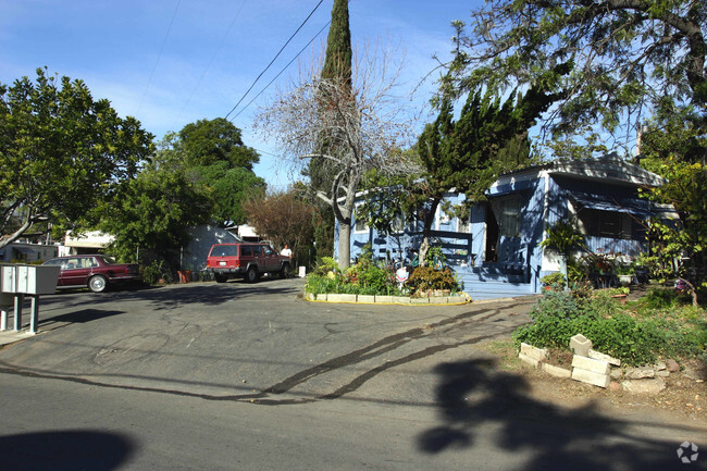 Foto del edificio - Vista Grove Mobile Home Park