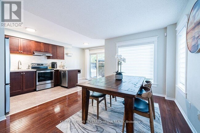 Building Photo - 16 Sprucedale Way