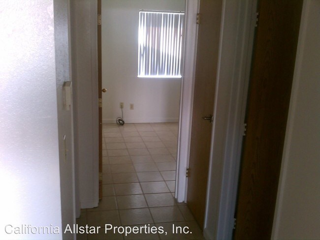 Foto del edificio - 1705-1707 Fulkerth Rd