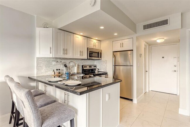 Foto del edificio - 2900 NE 30th St