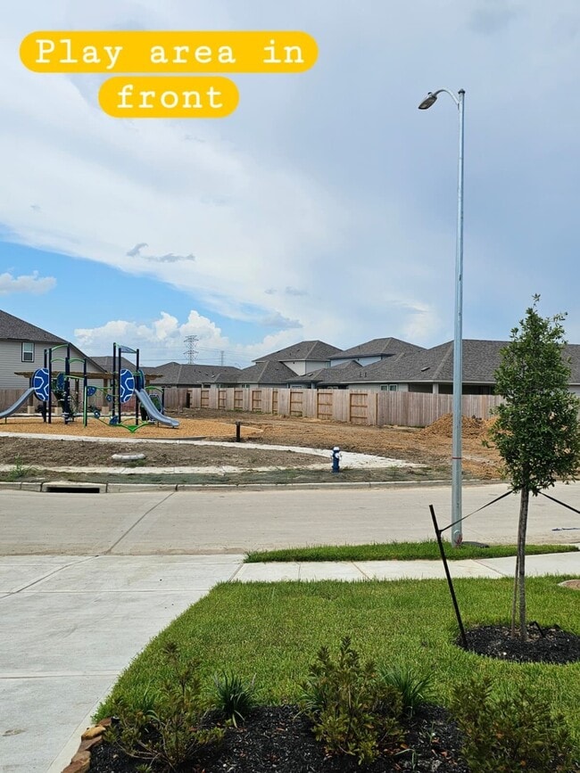 Building Photo - 1402 Copeland Dr