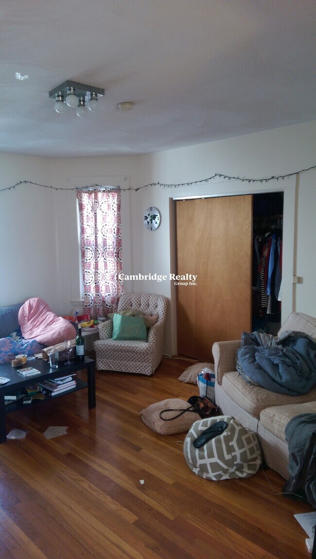 Foto del edificio - 333 Alewife Brook Pkwy