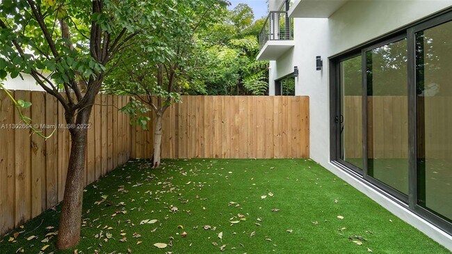 Building Photo - 3374 Perry Frow Dr