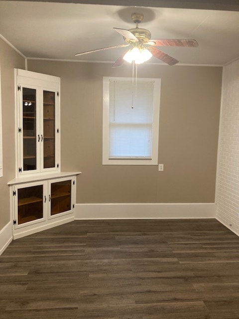 Building Photo - 1501 Red Oak Rd