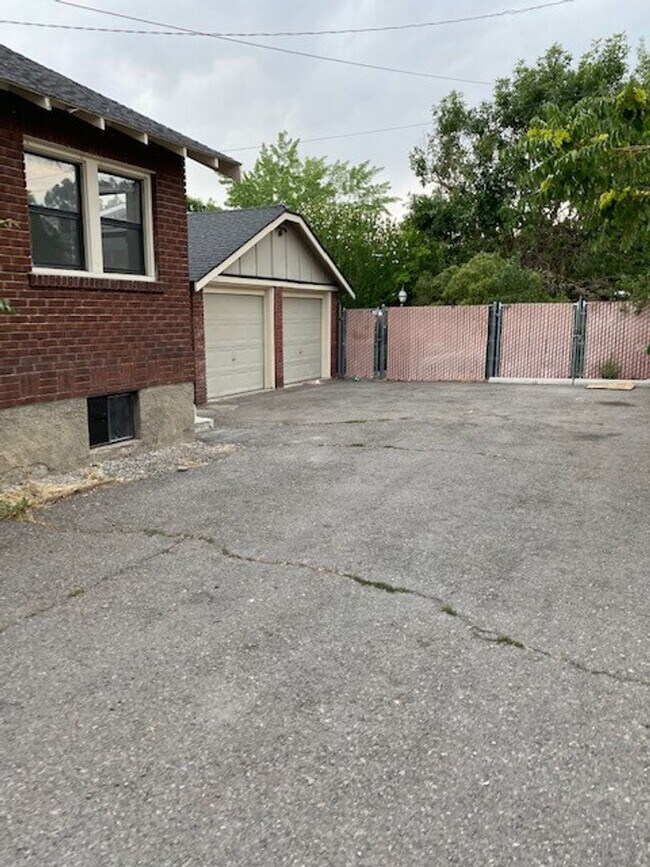 Foto del edificio - 62 S Wells Ave