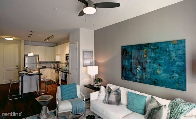 Foto del edificio - 480 S Orange Ave