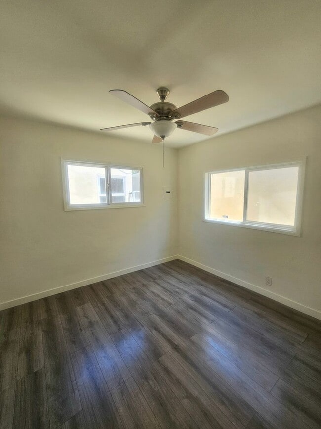 Photo - Elizabeth Ave Apartment