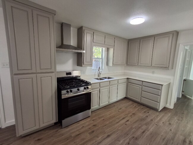 Building Photo - 4213 Voncille St