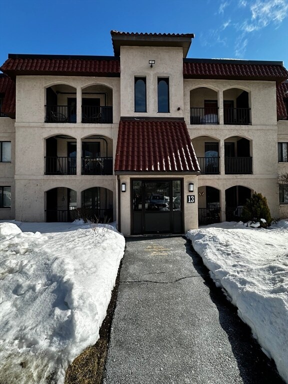 Foto del edificio - 685 Oak St