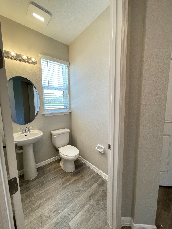 Building Photo - 15265 Palm Ln
