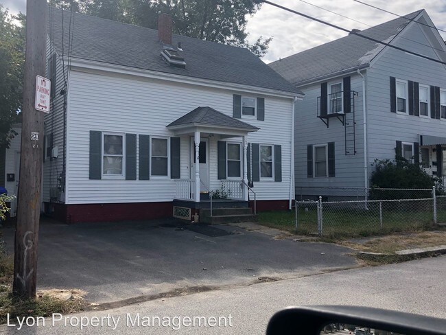 Foto del edificio - 145 Hunts Ave