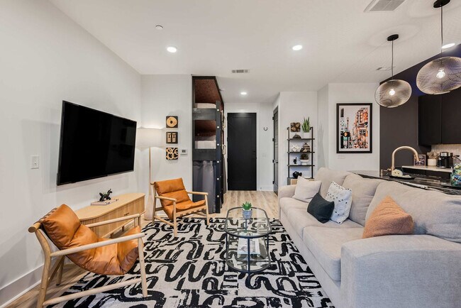 Foto del edificio - 245 Hermitage Ave