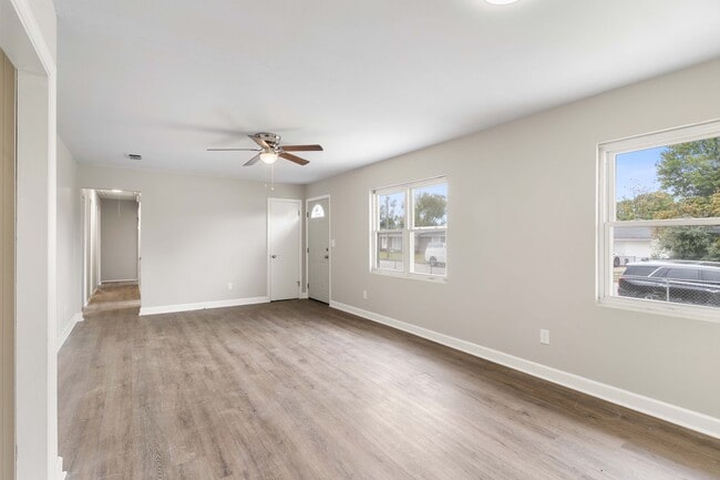 Living Room - 3312 Blanchard Rd