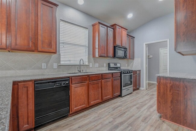 Building Photo - 14702 Hawksmoor Ct