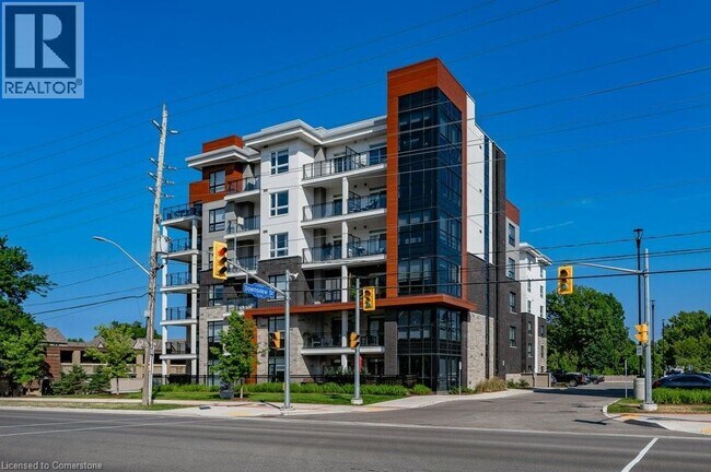Photo du bâtiment - 340 Plains Rd E