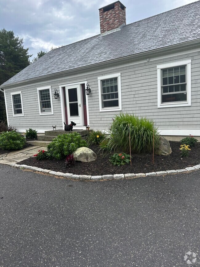 Apartments For Rent in Phippsburg, ME with Yard 1 Rentals