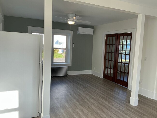 Foto del edificio - Completely renovated 3-bedroom Home in Cromwell