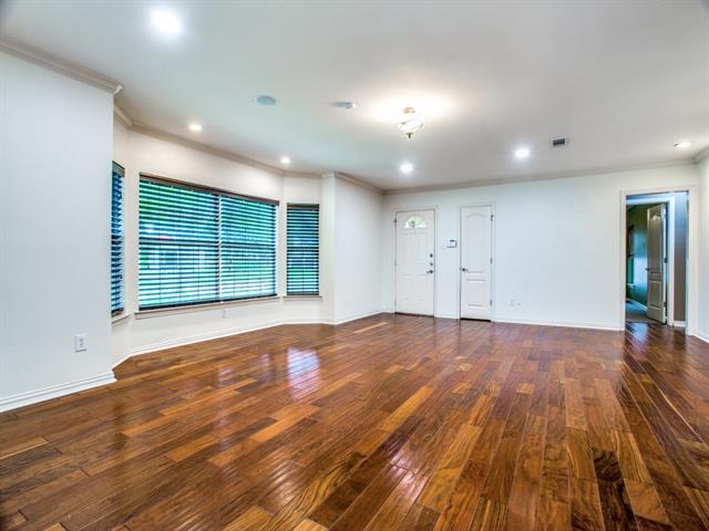 Foto del edificio - 2912 Fairfield Ave