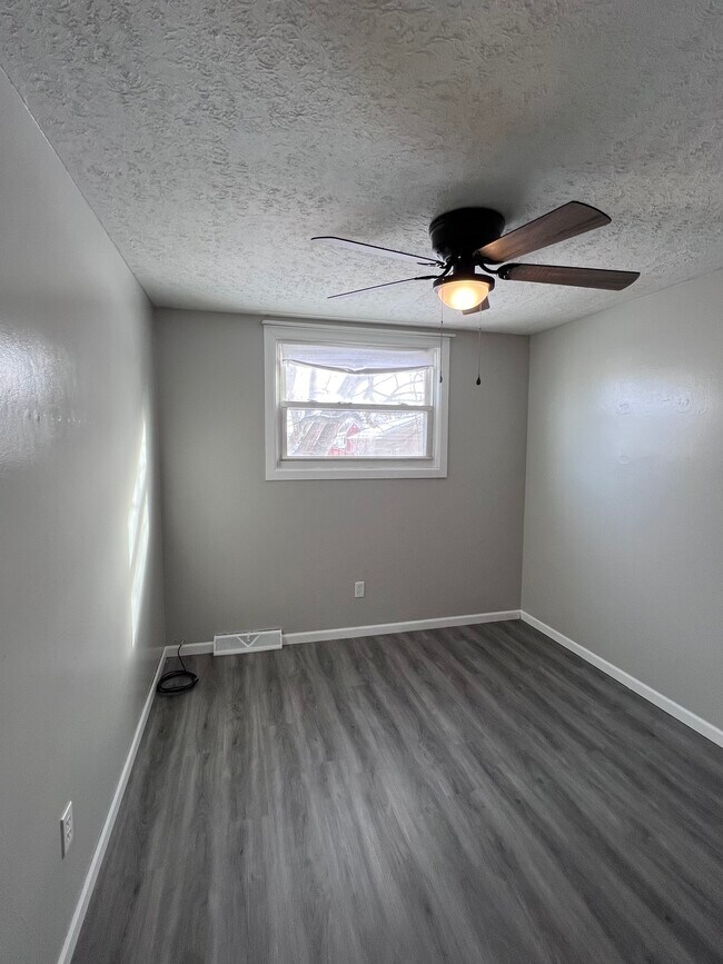 6039 Gilmere Dr, Brook Park, OH 44142 House Rental in Brook Park, OH