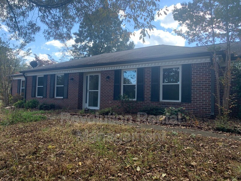 Primary Photo - 8373 Brewer Rd