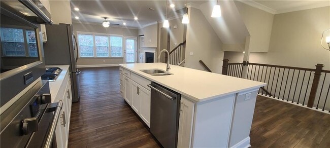 Building Photo - 4560 Mikajack Dr SE