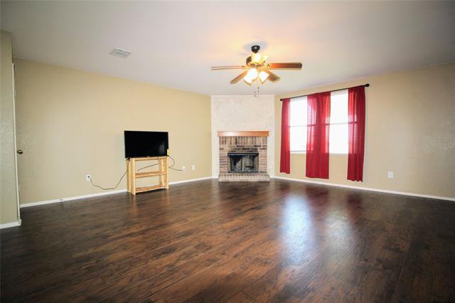 Foto del edificio - 1412 Primrose Ln