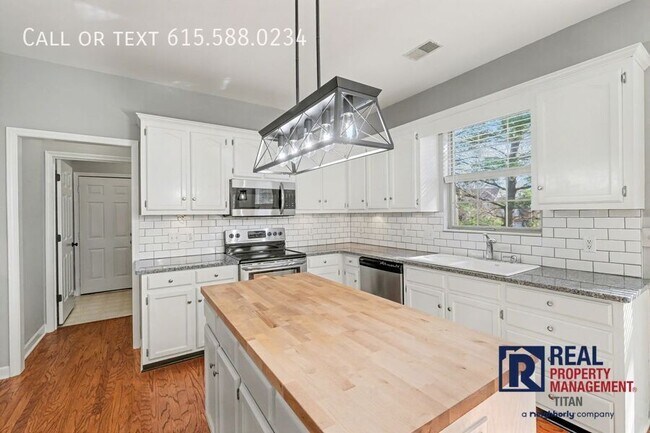 Foto del edificio - 205 Seneca Ct