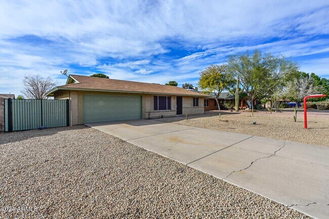 Building Photo - 17262 N 55th Ave