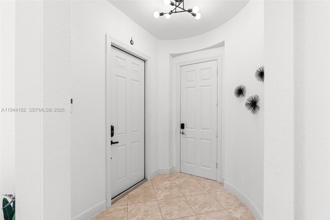 Building Photo - 10185 Cameilla St