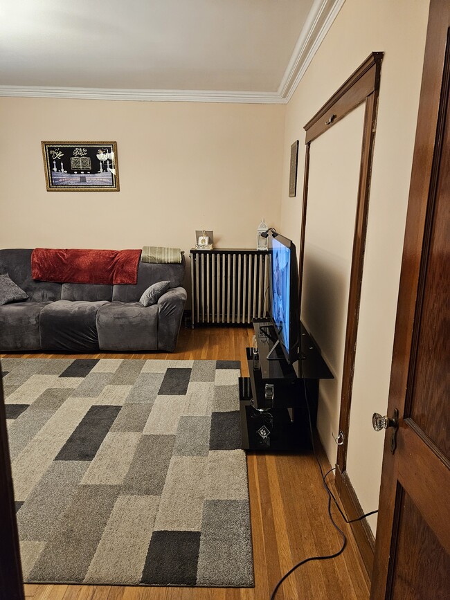 Building Photo - 4354 Washington St