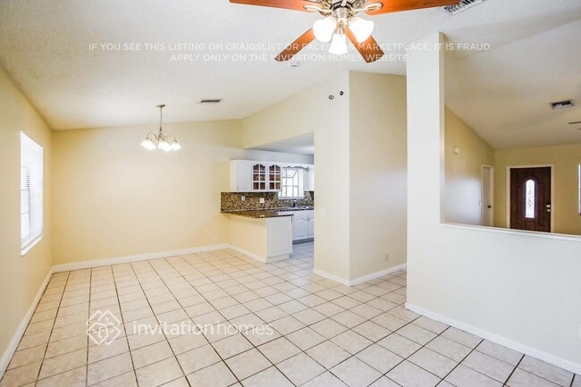 Building Photo - 4900 NW 92nd Ave