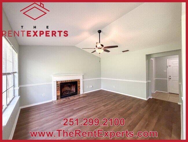Foto del edificio - 9760 Royal Woods Dr N