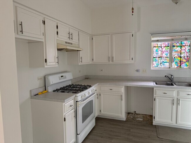 Foto del edificio - 130 Creston Cir