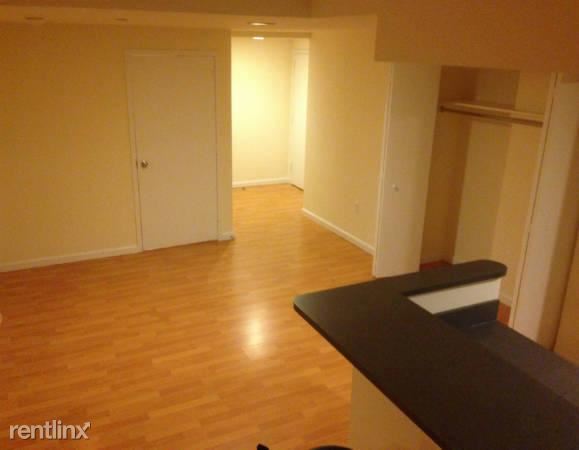 Foto del edificio - 2740 27th St