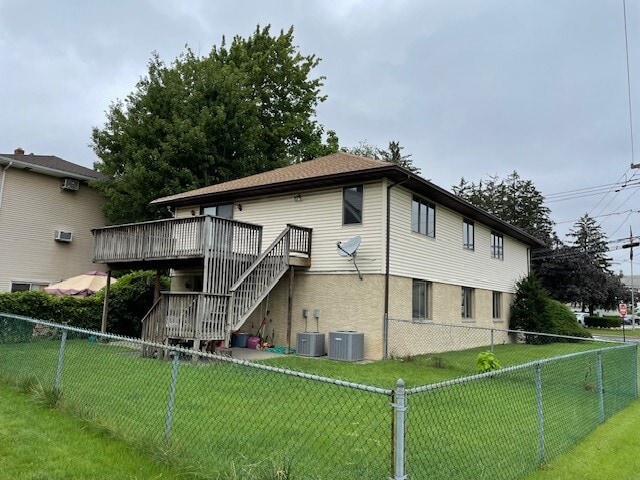 patio interior - 91 Grove St