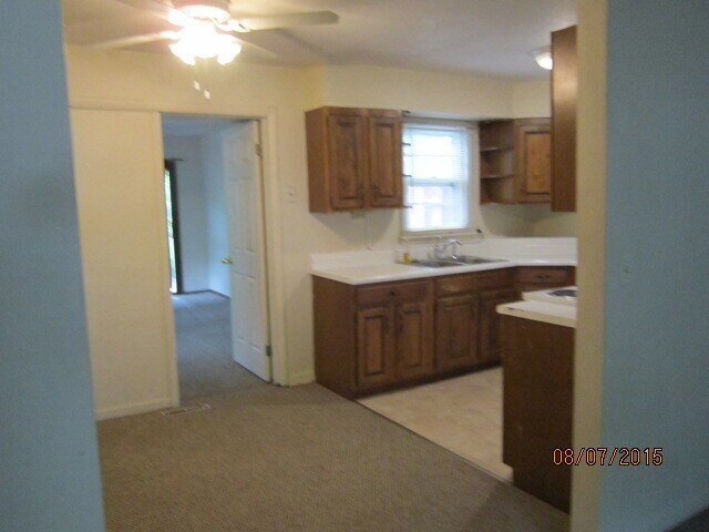 Building Photo - 2075 College View Rd