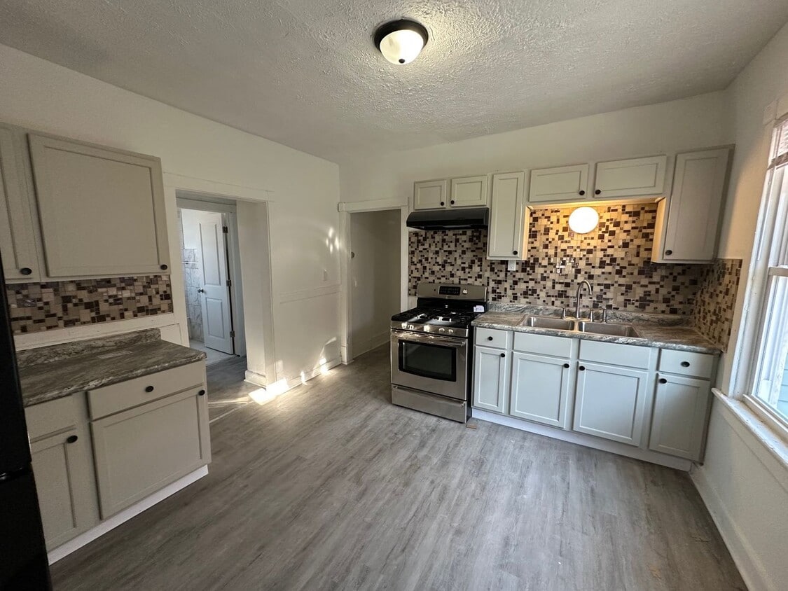 Foto principal - 3069 N 29th St