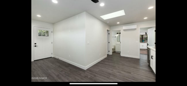 Building Photo - 1572 Rhinestone Ct
