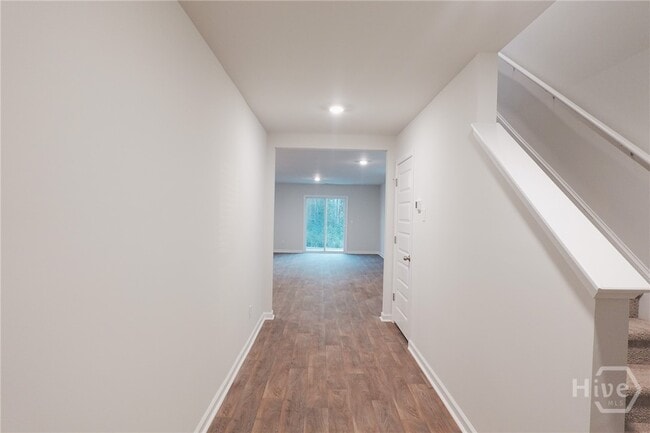 Building Photo - 393 Coconut Dr