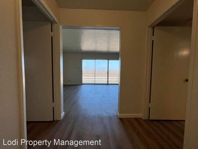 Building Photo - 3 br, 2 bath House - 17345 E HWY 88