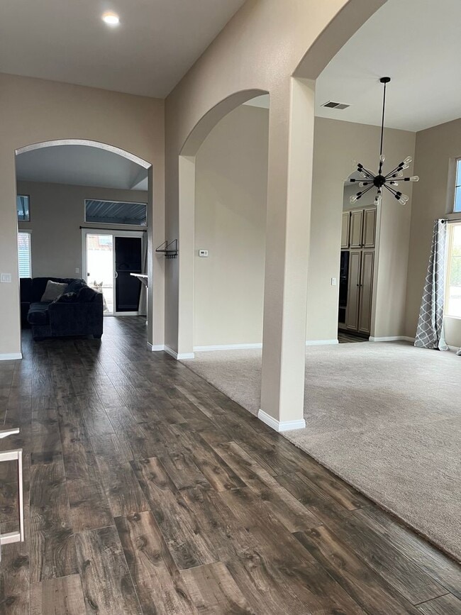 Foto del edificio - “Peaceful Cul-de-Sac Retreat | Freshly Updated 3BR + Bonus Room | Move-In Ready”