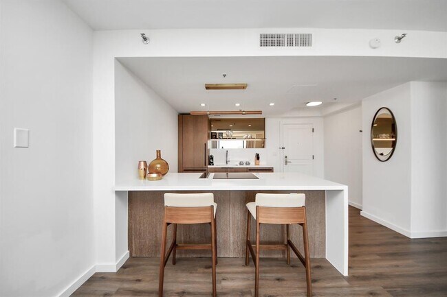 Foto del edificio - 1300 Lamar St