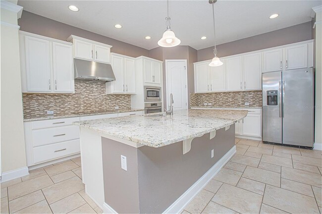 Foto del edificio - 8549 Laureate Blvd