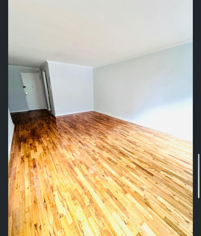 Foto del edificio - 210 Atlantic Ave