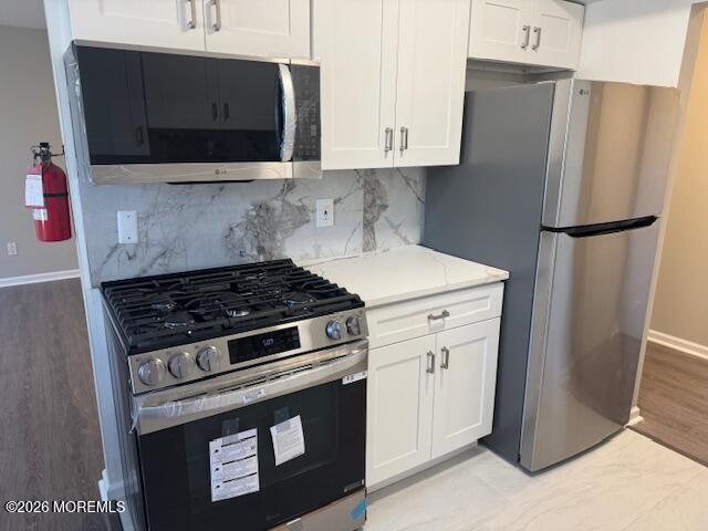 Foto del edificio - 56 Stonehurst Blvd