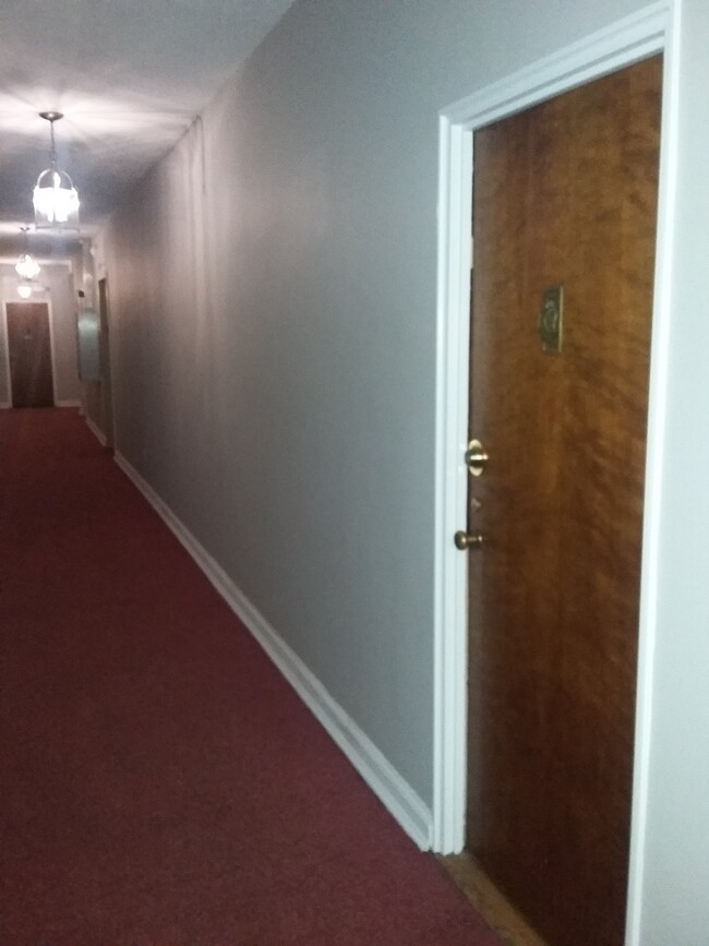 Unit 108 in building entrance - 3601 Greenway