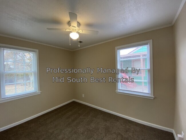 Building Photo - 3155 Gilmore Rd