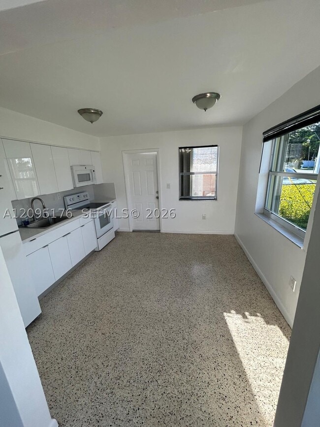 Building Photo - 7358 SW 23rd St